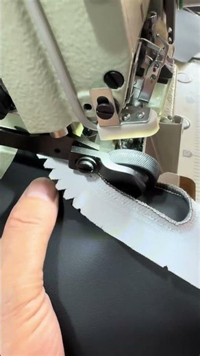 Narrow Mouth Inner Eyelet Overlock Machine | Bound Buttonhole Sewing Machine