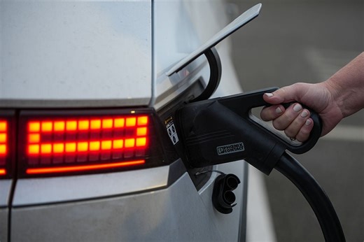 Tesla To Build Michigan’s Largest EV Charging Hub Near Detroit Airport