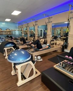 Look easy? Think again! Club Pilates demonstrates on reformers, that use spring resistance for full-body, low-impact workouts that offer strong results to tone the entire body! To try an intro class at your local studio, visit www.clubpilates.com/ #reformerpilates #clubpilates #myclubpilates #pilatesisforeverybody | Club Pilates