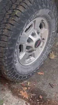 Nexen Roadian ATX on a GMC Sierra 2500HD #tires #nexen #gmcsierra2500