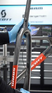 235K views · 3.6K reactions | A high-gloss polished raw carbon canvas, decorated with the latest SRAM Force AXS groupset and Zipp 303 SW wheelset.  Sit back and enjoy watching this custom SCOTT Addict RC getting built up, tipping the scales at just 6.86kg / 15.12lbs including pedals and computer mount. #SCOTTbikes #ForceAXS | Dangerholm | Facebook