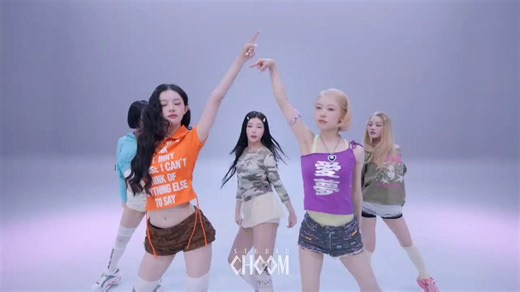 eu fico morto que os coreanos sempre decidem dar um pingo de esperança pros antis dessas meninas acreditarem que elas vão flopar, pra no final as musicas delas sempre alcançarem picos altos dentro do chart