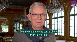 137K views · 824 reactions | Vous connaissez sûrement Martin Parr et ses photos aigres-douces sur le mauvais goût, la société de consommation et le tourisme de masse. Il explique ce qui fait une bonne photo selon lui. | France Culture | Facebook