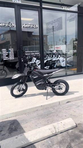 NEW COLORWAY IN 💨YOZMA IN 10💨 The highly anticipated new colorway for the Yozma In 10. Come get yours now! ‼️Financing Available ‼️ Amp’d Up Motorsports 📍 9322 Washington Blvd, Pico Rivera, CA 📞 562-286-0000 🕒 Hours: Mon: 11AM–7PM Tue: CLOSED Wed–Fri: 11AM–7PM Sat–Sun: 11AM–5PM #yozma #rideout #emoto #losangeles