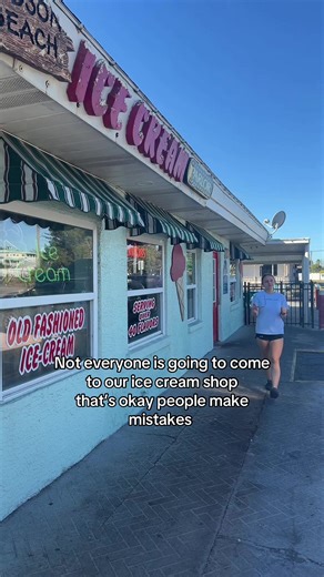 People who pass by our ice cream shop are lame we don’t make the rules #hudsonbeachicecream #fyp #icecream