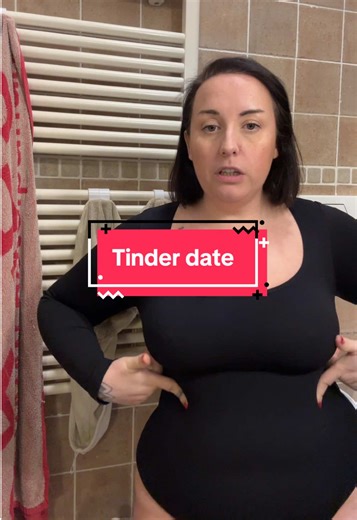 Preparativi per un Tinder date: cosa indossare e come truccarsi