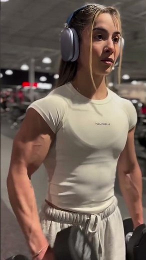 Beautiful Muscular Latina Bodybuilder WORKS OUT HER BIG MUSCULAR ARMS | @_riverafit Ruby Rivera