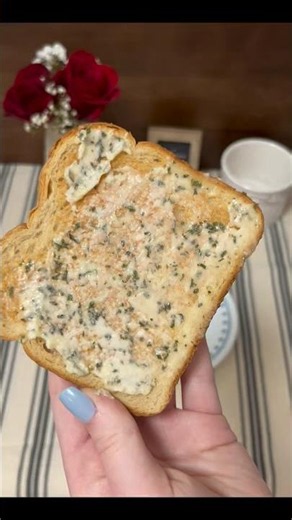 How to Make: Garlic Butter #fyp #vintage #butter #flavoredbutter #howto #easyrecipe