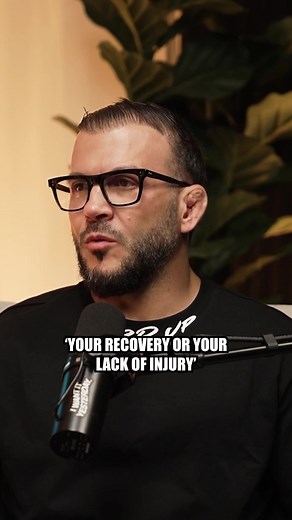 Khabib’s Simple Yet Powerful Habit for Injury Prevention and Recovery In this insightful episode we delve into the world of jujitsu and wrestling with a special guest Adel ElKheir a seasoned practitioner and coach at @Sydney wrestling academy. We explore the complexities of these sports, often dubbed “the gentle art,” and discuss how they foster resilience and personal responsibility, especially in children. #moodidennaoui #dietdoctorpodcast #khabib #recovery #training