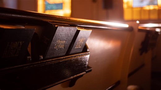 38 Kata-Kata Indah Allah adalah Kasih, Rasakan Penyertaan-Nya