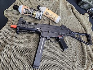 HK UMP gas blowback airsoft