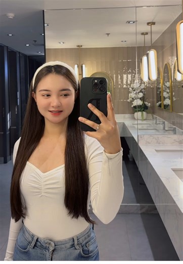 via (@viancajanineee)’s videos with original sound - Klasiko - Charmaine Andiso