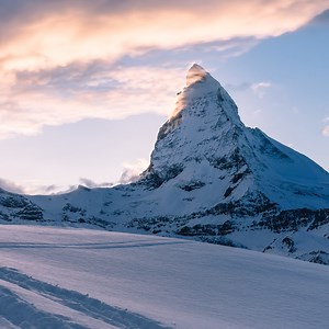 Skiing Zermatt Ski resort, Switzerland - book a trip with SKi Europe