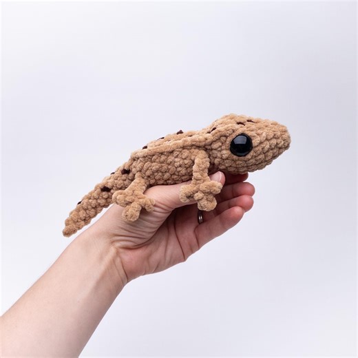 PATTERN: No Sew Gavin the Gecko Pattern - Amigurumi Crested Gecko Pattern - Crochet Lizard - PDF Crochet Pattern - Etsy
