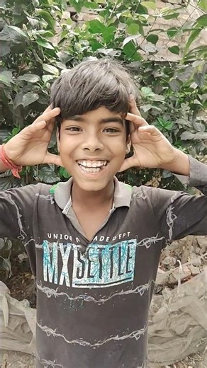 One Bite vs Spit Laugh = Silly Reaction 😂