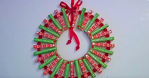 DIY Clothespin Wreath