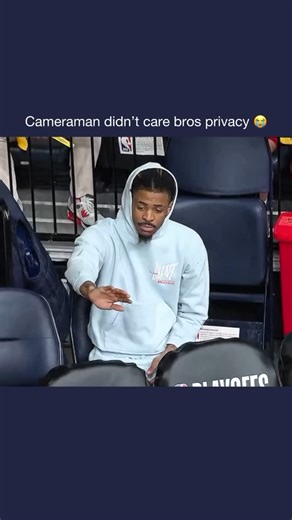 dojocuh on Instagram: "Classic Cheesecake Recipe 🍰 Ingredients (for an 8-inch springform pan): - Crust: - 1.5 cups graham cracker crumbs (about 12 crackers) - 1/4 cup sugar - 1/2 cup unsalted butter, melted - Filling: - 16 oz (2 packs) cream cheese, softened - 1 cup sugar - 1 tsp vanilla extract - 3 large eggs - 1/2 cup sour cream - 1 tbsp lemon juice (optional, for a slight tang) - Optional Topping: - Fresh berries, whipped cream, or fruit compote"