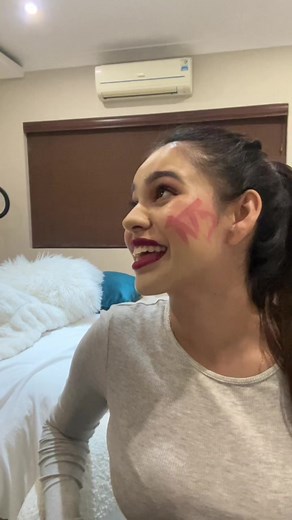 Hey guys so heres an Eid make up tutorial. @Itsayeshie is way too pretty but i did wonders with this look. Dm for enquiries (fully booked) #SAMA28 #makeup #mac #tutorial