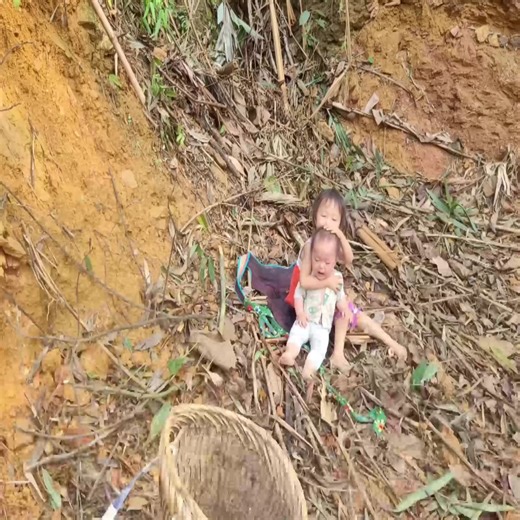 27K views · 316 reactions | Remember the memory of poor orphan children when their father alive Part 1 | MildredNelson | Facebook