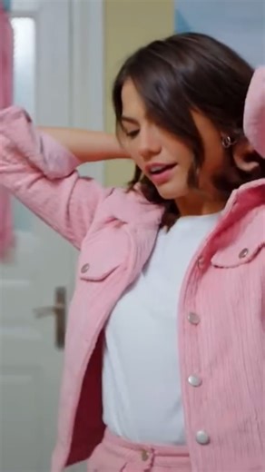 can yaman romantic status😘 can yaman kissing scene all💋 day dreamer canyaman romantic status💋#shorts