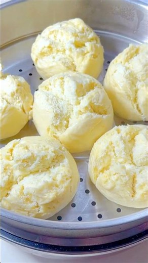 Easy &simple steamed buns. Simple ingredients. How to make steamed buns at home. Soft &fluffy.