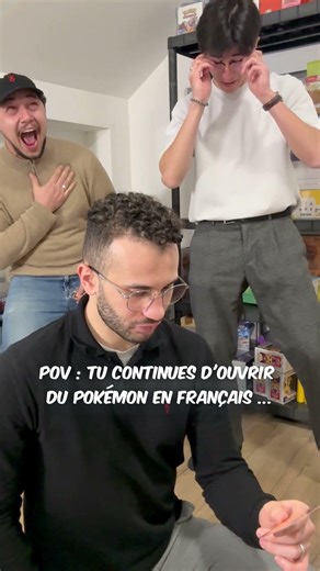POV: Tu ouvres des Cartes Pokémon en Français ... #pokemon #pokemoncards #collectiblecards