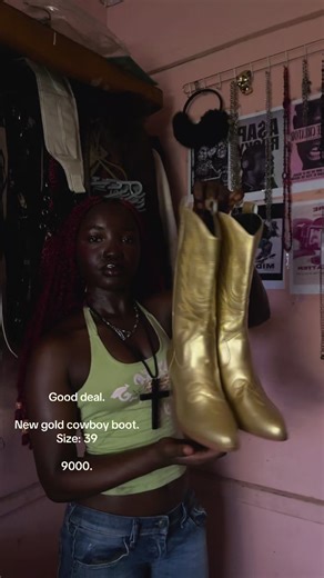 New Gold Cowboy Boot Sale in Ibadan