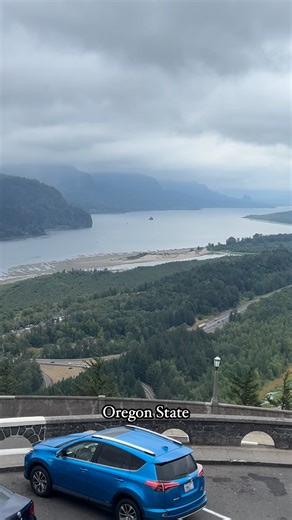 America 🇺🇸 Oregon state Corbett Columbia River Beautiful view It’s a lot of different fish 🐟 you can catch and enjoy the day #iryna #love #lifestyle #usa | Iryna Revyakin