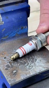 Old car spark plug into a cutting tool #lifehacks #lifehack #diy #diyfix #quickfix | Best Athlete Performance