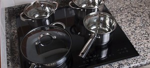 The Safety of Cooking on a Cracked Ceramic Cooktop | DoItYourself.com