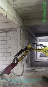 Satisfying Wall Demolition : Hydraulic Breaker in Action