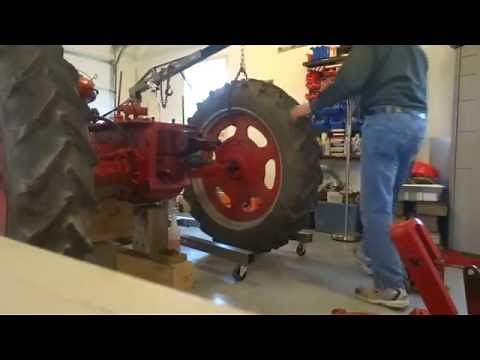 Farmall Super C remove wheel
