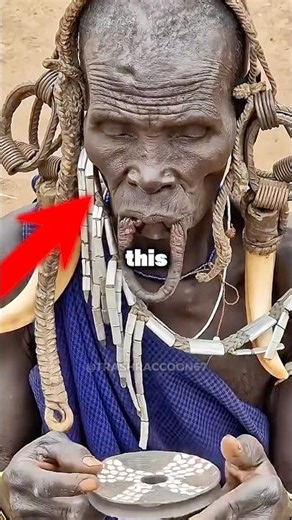 Why these Women stretch their lips in Africa🤨😱