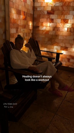 Ever heard of halotherapy? 蓼 It’s what happens inside a Himalayan...