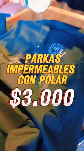 297K views · 2K reactions | TENEMOS SUPER OFERTAS SOLA GRATIA PARKAS IMPERMEABLES $3.000 PARKAS DE TRABAJO $5.000 POLERONES DE POLAR $3.000 NO PASES FRIO...️☔❄️略 CHAÑARCILLO 170 MAIPÚ #POLERONES #PARKA #IMPERMEABLE #ROPA #OFERTAS #INVIERNO #frío | El Rincón del Cachureo santiago | Facebook