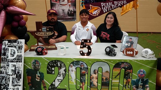 Tuloso-Midway's Figueroa, Ybarra and Paniagua sign college offers