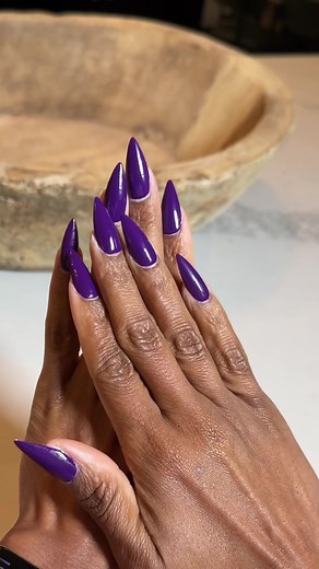 DIY Press on nails at home using BTartbox and beauty secrets nail glue. I’ll let you know if this viral nail glue is worth it or not. #pressonnails #nailglue #diynails