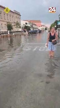 Meteotsunami na Hvaru! More preplavilo ulice: 'Na cesti je u sekundi bilo 30 cm mora...'