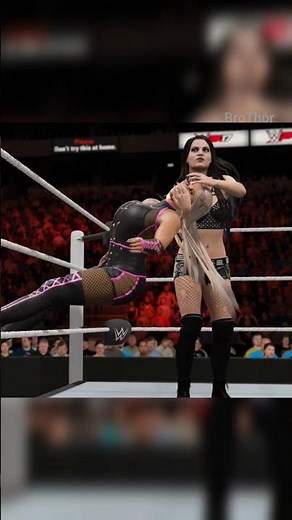 Paige vs Dana Brooke - WWE Divas Championship - WWE TLC