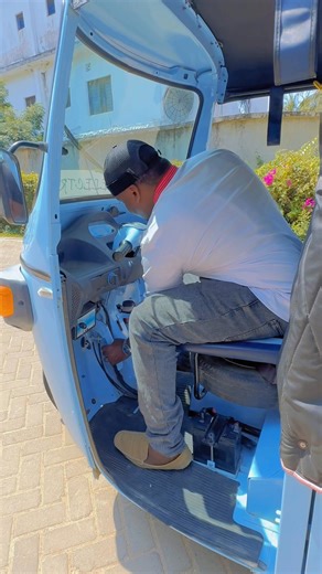 New Tuk Tuk Driver | Jimbo Media