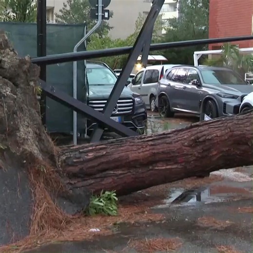 A powerful storm swept Italy’s northern Adriatic coast at the weekend, battering tourist resorts and residential areas. #nocomment | Euronews English