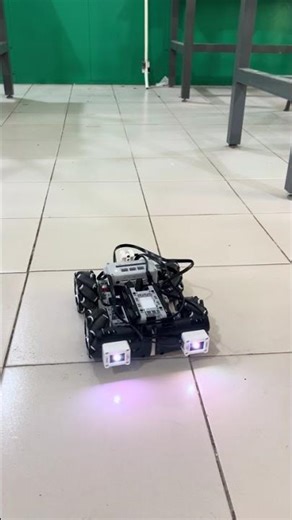 Mecanum Wheel Drift Robot #aisteam #nashenbot
