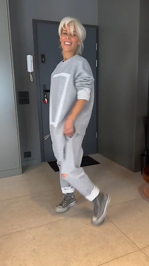 103K views · 981 reactions | 11.11 MEGA SALE We’re living our best carefree life in our comfy basics. Shop now with 40% off - https://clothesbylockerroom.com/collections/1111megasale | Locker Room | Facebook