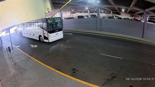 Bungling bus driver hits height restriction pole at Atlanta airport piercing windshield