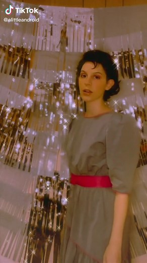 Eleven SnowBall Entrance with Mike Duets | Stranger Things