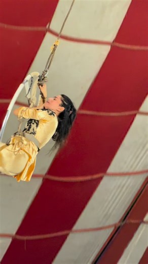 Beautiful Girl with Dangerous Act | Pk Circus