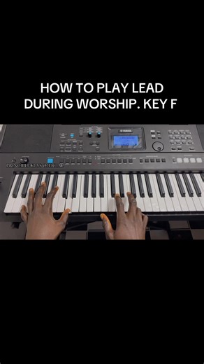 Cómo liderar en la adoración usando la clave F