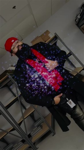 Good Afternoon 😃🌞 to ALL my Sophisticated 🤓Family & Friends 🫂! Today’s Message: “Leadership is about empowering others to achieve their full potential and fostering an environment of trust and collaboration.” - Mike Abrashoff Be Knowledgeable 🧐 and I L❤️VE Y🫵🏽U!!! #BeardedBearQ🐻 #Choose2Live #HealthWealthSuccess #WisdonWednesday