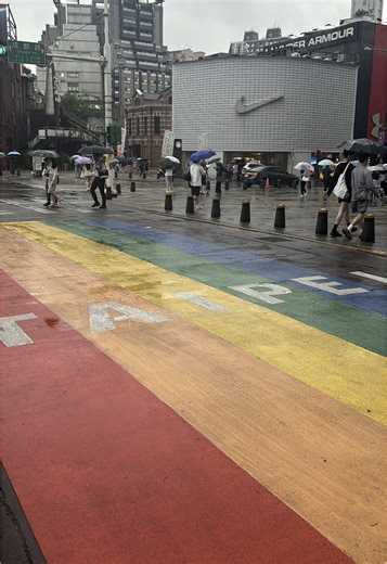 a quick weekend getaway ✈️ #taiwan #taipei #taoyuan #taoyuan_taiwan🇹🇼 #taoyuanairport #taoyuan_taiwan🇼🇸🇻🇳 #taiwan🇹🇼 #taiwantiktok #taipei_taiwan #weekend #weekendgetaway #travel #travelling #travelvlog #chinaairlines #taiwantravel #traveller #taiwanluckyland #fyp #fypageシ #holiday #rain #spring #season #rainyday #rainyseason #travelideas