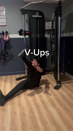 V-Ups - Exercise Demonstration